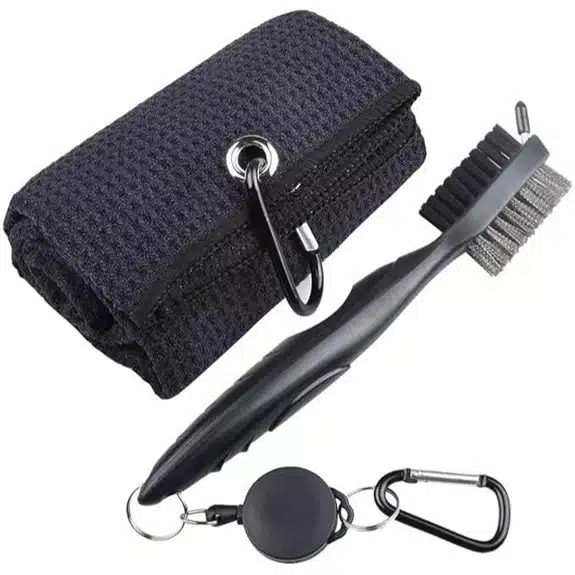 15 beste Mini-Golf-Bürsten, die Ihre Schläger turnierbereit halten 7 Berfea Golf Club Reinigungsbürste und Handtuch Set