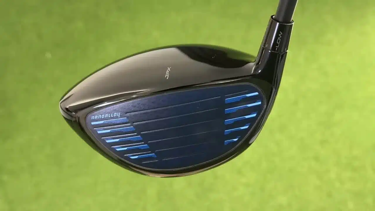 MIZUNO JPX ONE Driver: Ein ehrlicher Test, Technik, Zahlen und Urteil 2 Nahaufnahme blaue Nano-Alloy Schlagfläche Mizuno JPX ONE Driver
