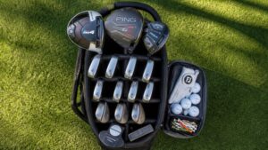 Wie man eine Golftasche packt